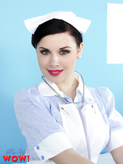 Hawt vintage nurse Jocelyn-Kay removes her uniform to cheer up the patients