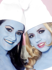 Hot blue cosplay angels toying their love tunnels during the time that clothed as Smurfs