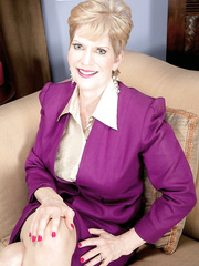 Lewd aged lady Sindee Dix takes a youthful dude's shlong in her throat & fur pie