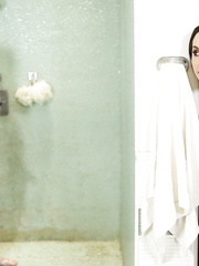 Chanel Preston seduces her stepson in underware as this chab receives out of the shower