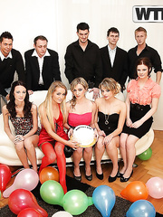 College students receive wild and avid during the time that experimenting with group sex