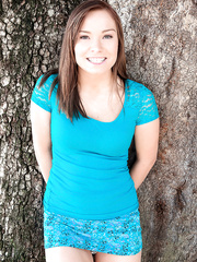 New faced Tiff Bannister teases by flashing her bumpers outside and receives boned