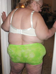 Posing for amateur pics in sexy green panties that was sent to me