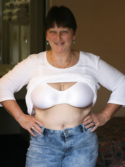 Roberta still being slut at 60 granny mature bbw amateur porn
