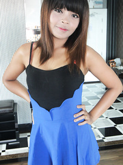 Miniature Thai cutie Penny strips prior to fucking a sex tourist