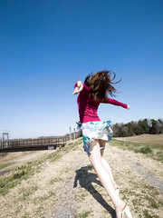  Japanese angel Maiko Kazano uncovers her great wobblers as this babe acquires in nature's garb