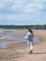 Dilettante pair fuck among the tall grasses of a sandy beach dune
