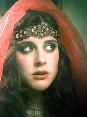 Brunette Hair hippie and her actually bushy twat cums onto her boyfriend