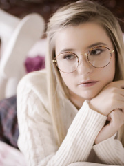 Superlatively Good allies Whitney Wright and Carolina Sweets share a solitary penis