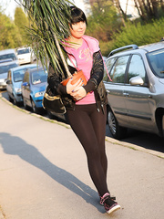 Cute ten cutie bangs a lad that babe just met walking down the sidewalk