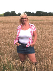 Overweight aged mother I'd like to fuck Melody discloses great large mangos & flashes hawt arse in a field