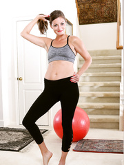 Fit older woman Veronica Johnson doffs yoga attire to model in the naked