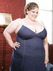 SSBBW holds her huge floppy milk shakes prior to engulfing on a big vibrator