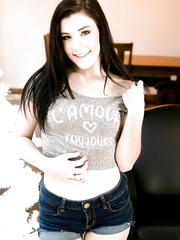 Sexy brunettes RayVeness & Jenna Reid on knees showing hot wazoo & consummate love muffins