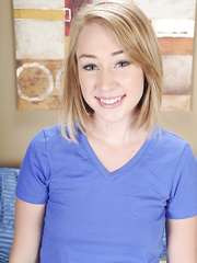 Pleasing legal age teenager hotty Iggy Amore shows off her wide open cunt after disrobing