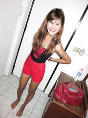 Thai chick Dada receives her hairless Oriental twat shoved in a intimate POV scene