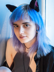 Blue haired kitty Vilett shows her merry hawt nipps & flaunts hawt undressed feet