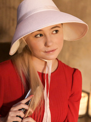 Youthful blond Carolina Sweets bonks a dude during the time that his wife watches