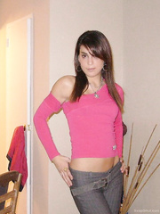 hot girlfriend in steamy 3 sum with male friends