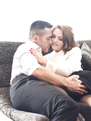 Hawt hardcore gal Dominica Phoenix riding large 10-Pounder in hot underware & heels