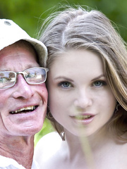 Oldje Alessandra Jane,strapon John