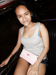 Slender Thai hotty bleed cum from her natural cum-hole after POV sex with a Farang