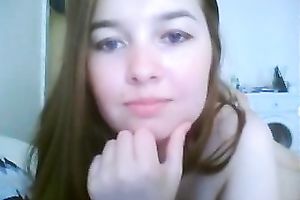 My fleshly GF sucks her fingers and shows her cameltoe in livecam solo
