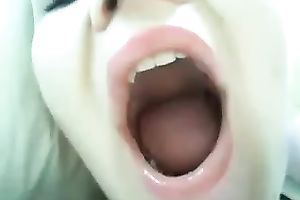 Luscious golden-haired shows her wonderful oral stimulation skills to me