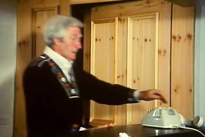 Classic sex with pretty and lascivious chick in her boyfriend's abode