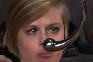 Spoiled golden-haired with pierced nipps acquires her backdoor worked over