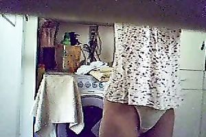 I love no thing more than spying on my girl at home