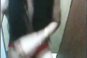 Exotic cam model is damn proud of her bushy snatch