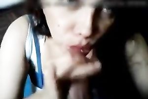 Svelte Latina bimbo with nice booty knows how to give oral-sex sex