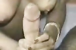 Hot dark brown babe gives me tugjob on POV homemade sex vid