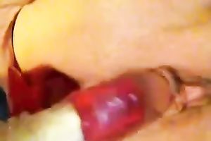 Me and my hubby have a fun toying my cookie and anus in homemade episode