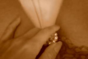 Stunning homemade solo with me stuffing a pearl necklace in my fur pie