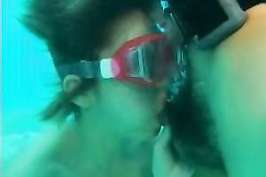 Having sex underwater is so fucking risky and thrilling