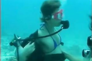 Having sex underwater is so fucking risky and thrilling