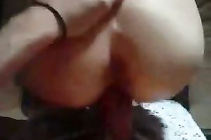Oriental hoe with an apple bottom likes getting screwed on camera