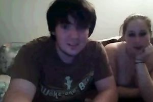 My tattooed paramour shows her oral job skills to me in front of a cam