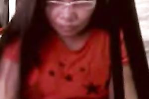 Amateur milf flashes her meatballs and trench for the camera