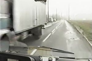 Two dumpy cuties attacked hawt shlong of lengthy distance lorry driver