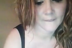 Bosomy redhead fingers her cookie in hardcore cam solo