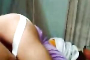 My GF is willing to please me at any time and this babe has serious blow job skills