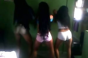 Amazing homemade video with me and my allies twerking