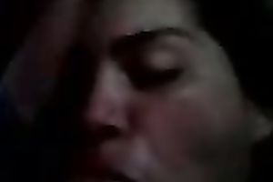 My insatiable girlfriend engulf my penis like fascinating lolly pop