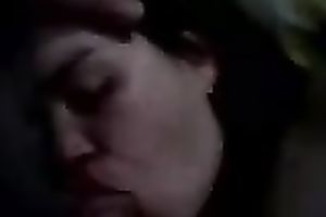 My insatiable girlfriend engulf my penis like fascinating lolly pop