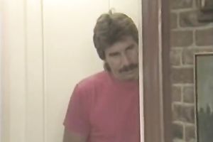 Smoking hawt swarthy slutwife gives priceless oral-stimulation to her white boo