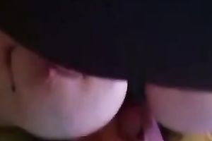 My fat girlfriend with giant pantoons knows how to give a wonderful head