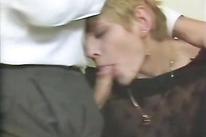 Kinky and kinky blondie gives an awesome oral-stimulation